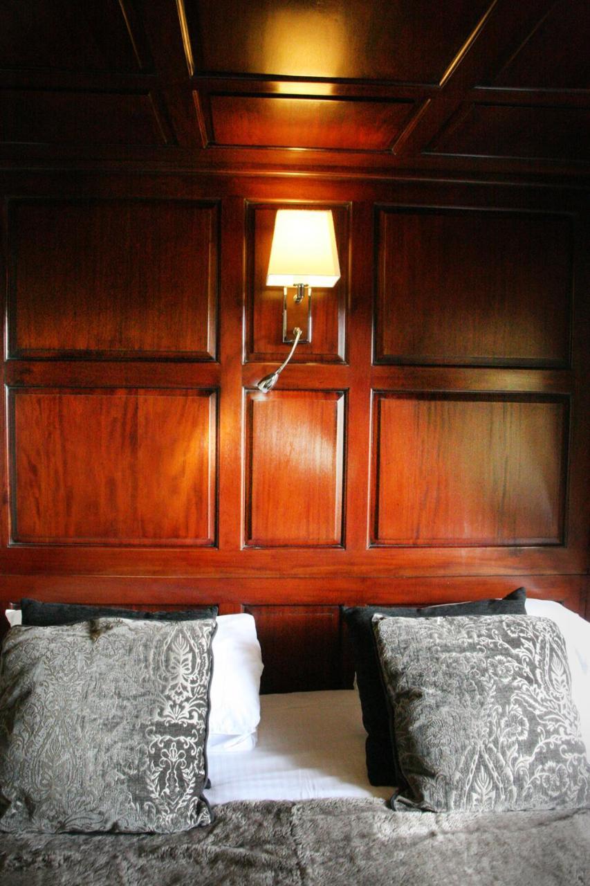 Townhouse Rooms Труро Екстер'єр фото